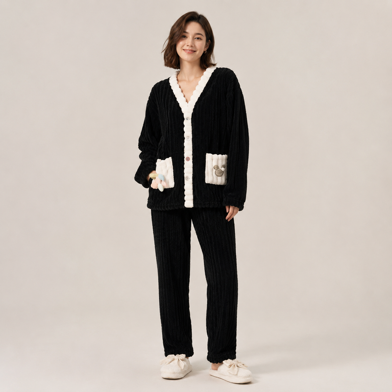 Pijama Feminino de Pelúcia com Cardigan