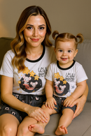 Pijama Tal Mãe Tal Filha Camiseta Personalizada Luna & Mimi com Shorts Ratinhas Mágicas