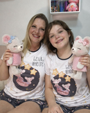 Pijama Tal Mãe Tal Filha Camiseta Personalizada Luna & Mimi com Shorts Ratinhas Mágicas