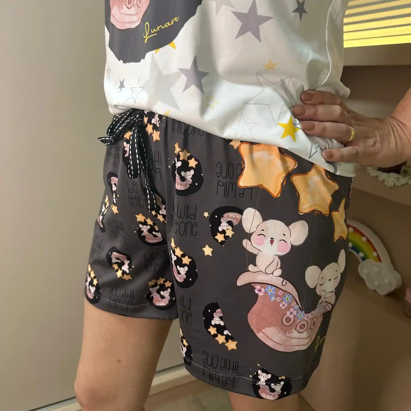 Pijama Infantil Curto Camiseta Manga Curta e Shorts Estampa Personalizada Ratinhas Luna & Mimi
