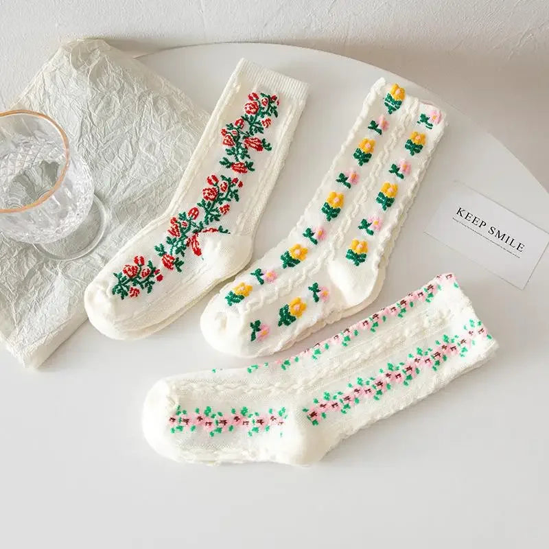 Kit Meias Floral Vintage Lunare® – Maciez e Charme