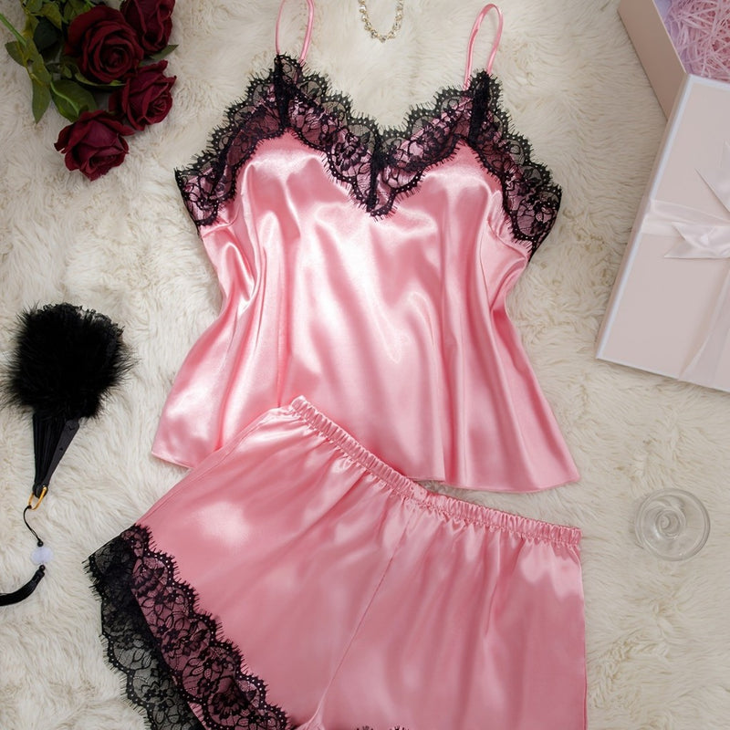 Baby Doll Cetim Plus Size com Renda - Preto